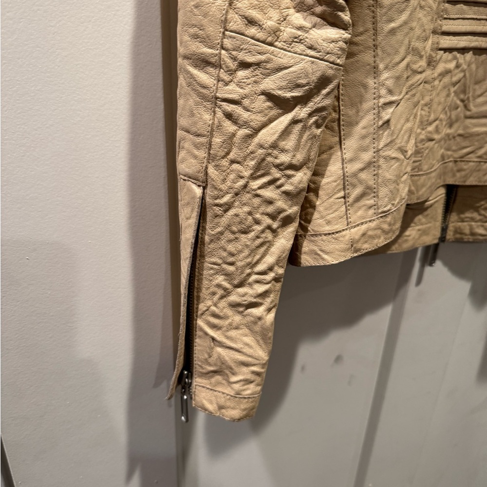 EUC Wilsons Leather Beige/Tan Leather Bike Jacket with Paisley Lining - Picture 8 of 11